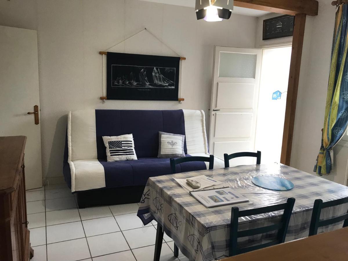 Maison De Vacances Arzael A 200M De La Plage Celebre De Mr Hulot サン・ナゼール エクステリア 写真